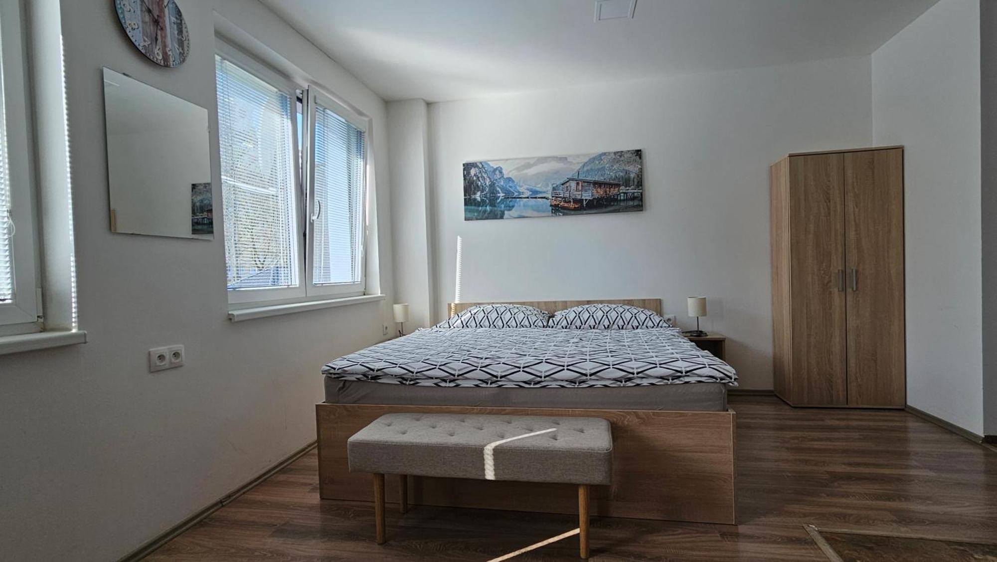 Appartement Rezidence Belehradska à Most Extérieur photo
